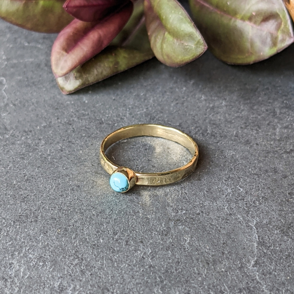 🦋LAST 1🦋 NWT Baizaar Round Turquoise Hammered Stacking Ring - Picture 2 of 2